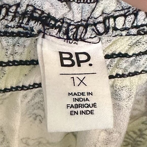 NWT BP by Nordstrom Strapless Knit Romper in Black-Green Honeycomb Floral - 1X - Picture 3 of 7